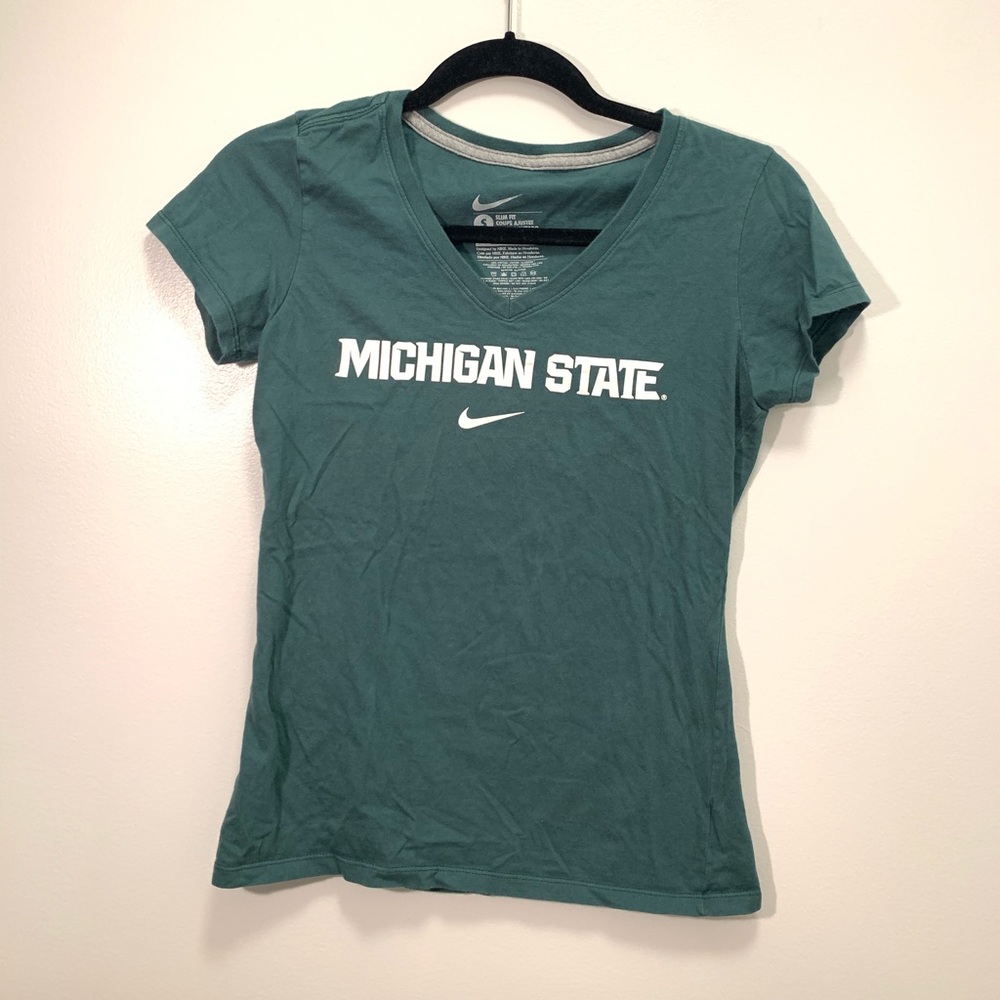 V neck Nike top